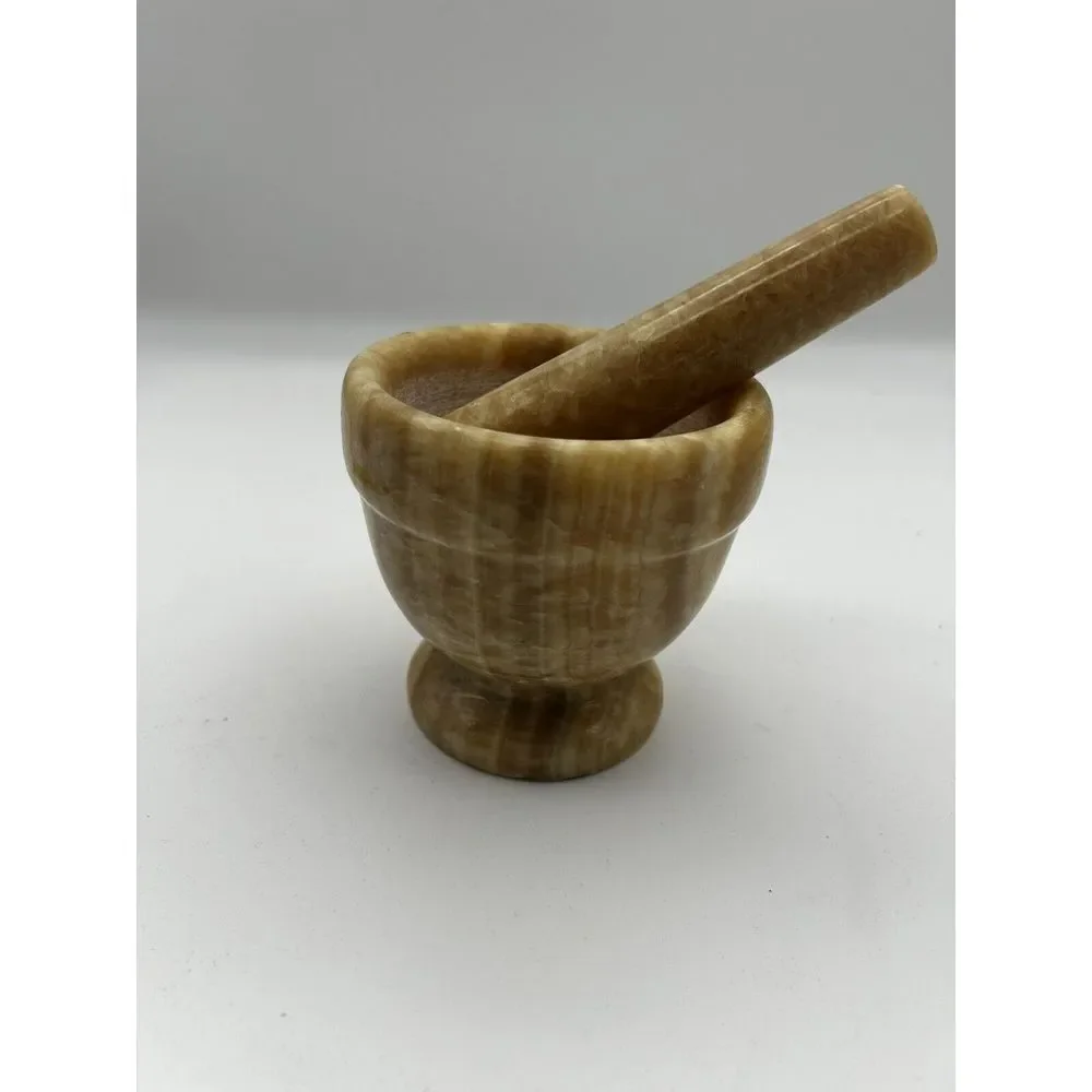 Marble‎ Mortar And Pestle Set White And Natural Colors 4